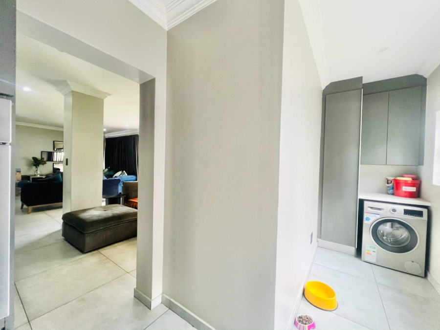 To Let 4 Bedroom Property for Rent in Roodeplaat Gauteng