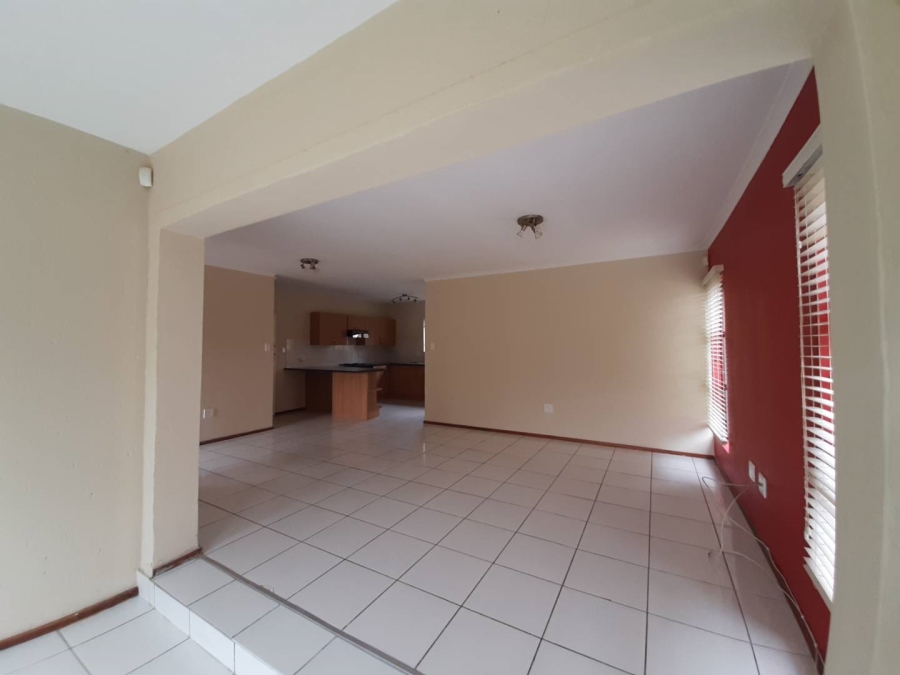 To Let 3 Bedroom Property for Rent in Kengies Gauteng