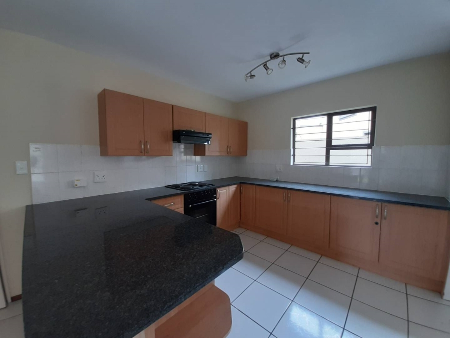 To Let 3 Bedroom Property for Rent in Kengies Gauteng