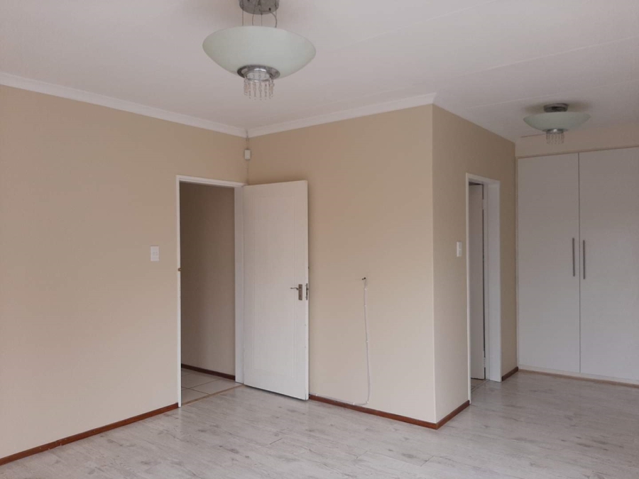 To Let 3 Bedroom Property for Rent in Kengies Gauteng