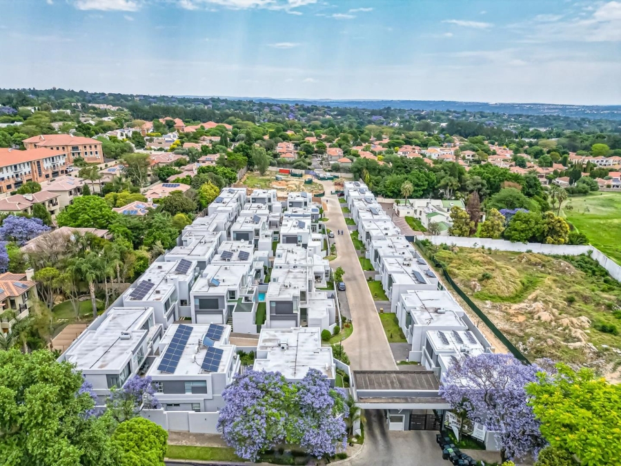 4 Bedroom Property for Sale in Bryanston Gauteng