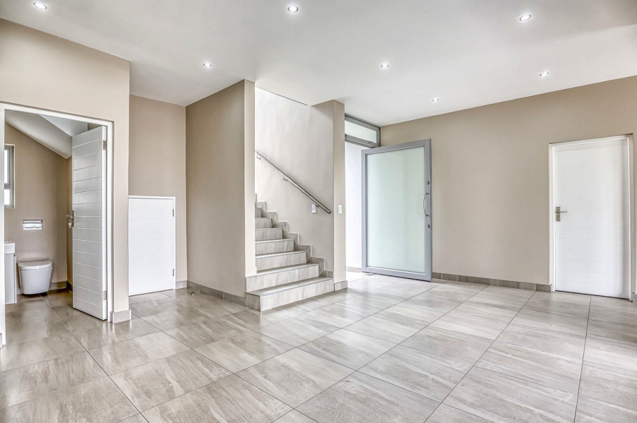 4 Bedroom Property for Sale in Bryanston Gauteng