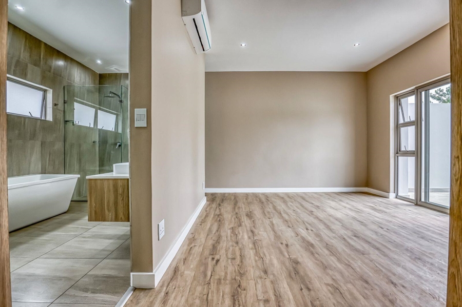 4 Bedroom Property for Sale in Bryanston Gauteng