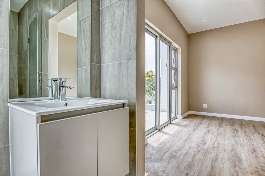 4 Bedroom Property for Sale in Bryanston Gauteng