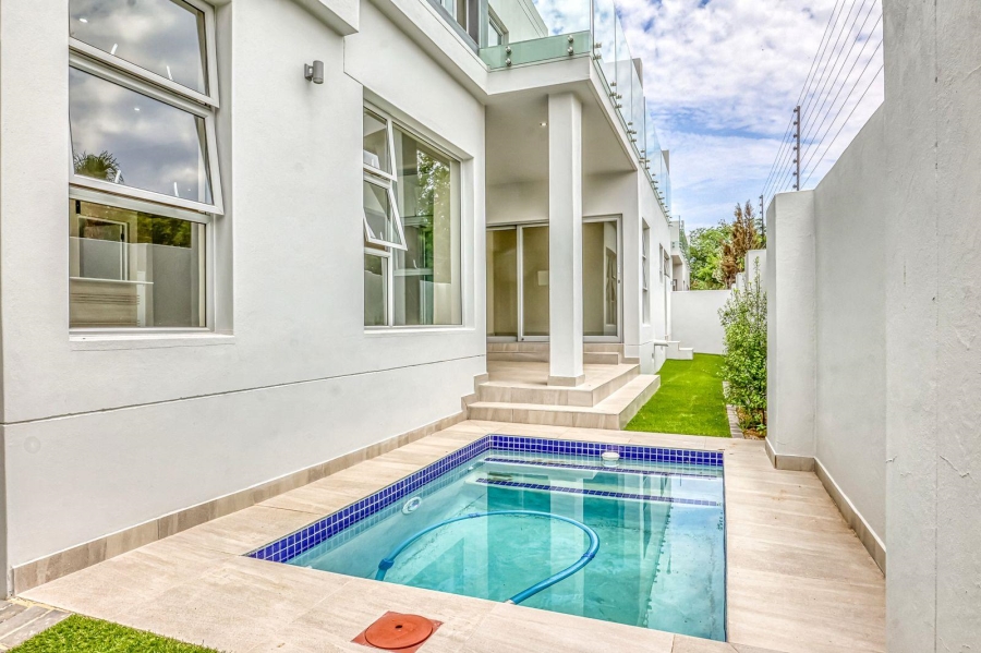 4 Bedroom Property for Sale in Bryanston Gauteng