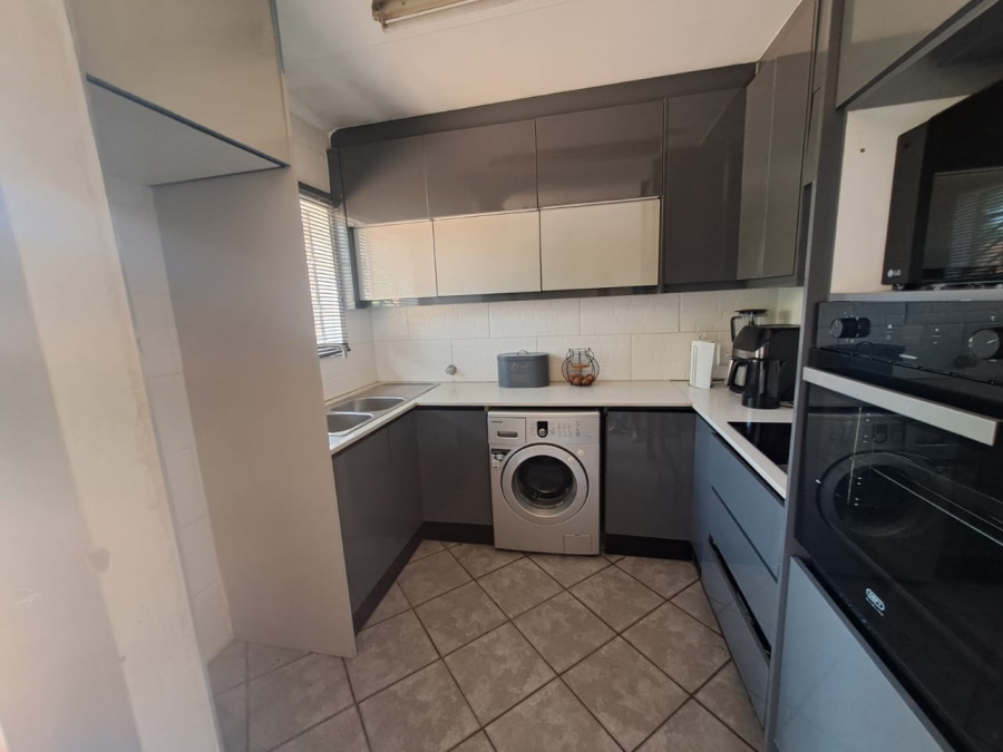 2 Bedroom Property for Sale in Highveld Gauteng