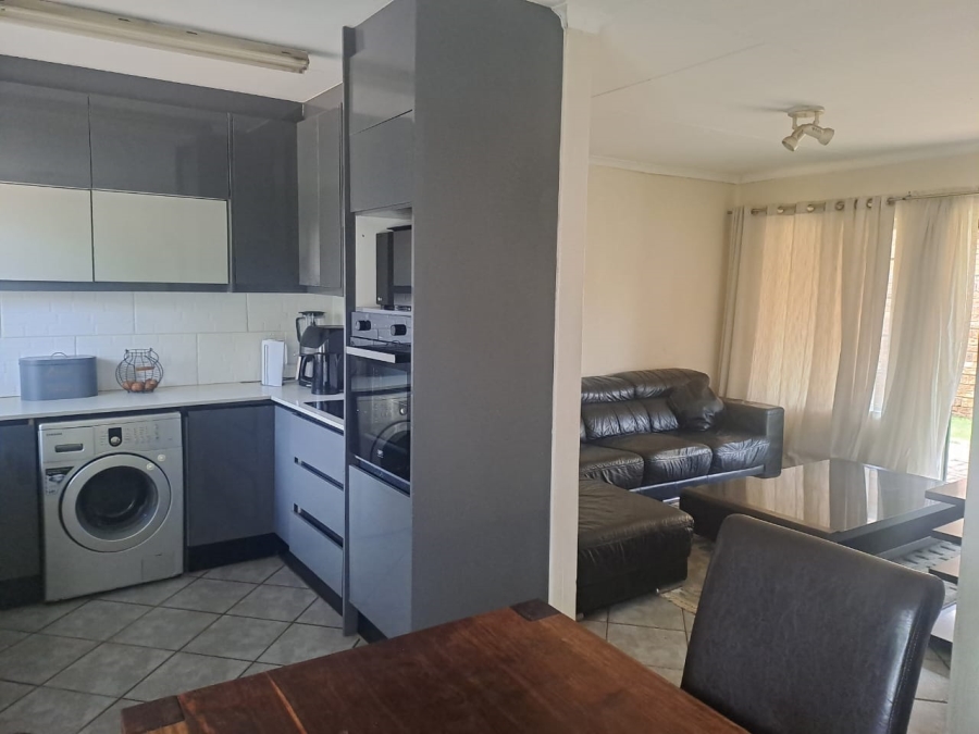 2 Bedroom Property for Sale in Highveld Gauteng