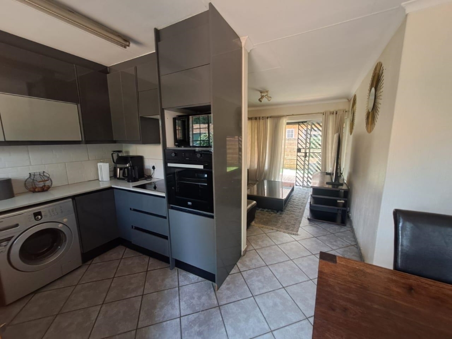 2 Bedroom Property for Sale in Highveld Gauteng