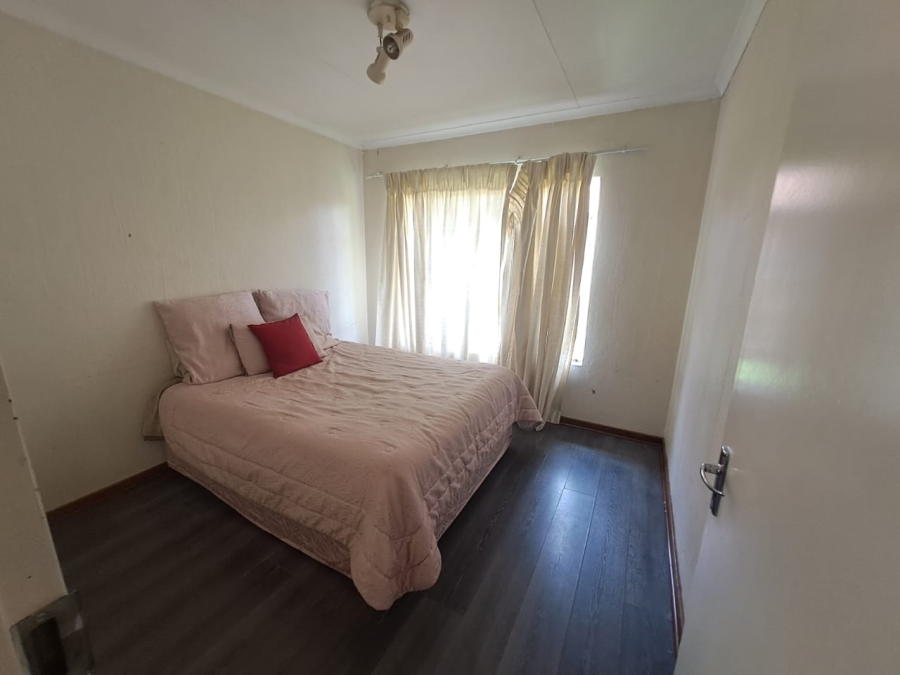 2 Bedroom Property for Sale in Highveld Gauteng