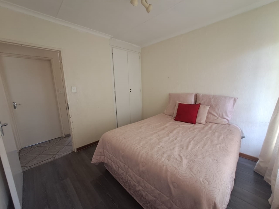 2 Bedroom Property for Sale in Highveld Gauteng
