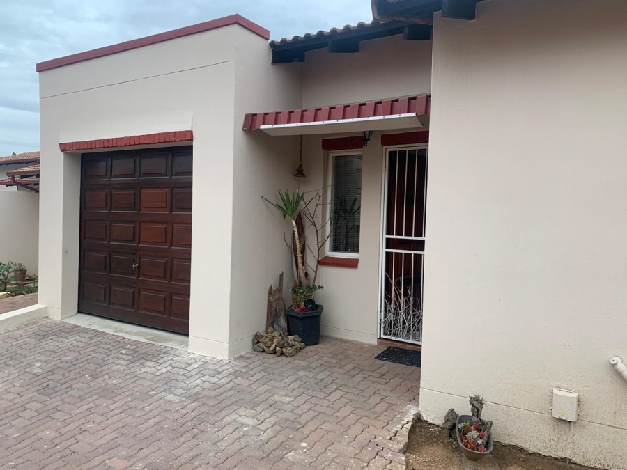 1 Bedroom Property for Sale in Mulbarton Gauteng