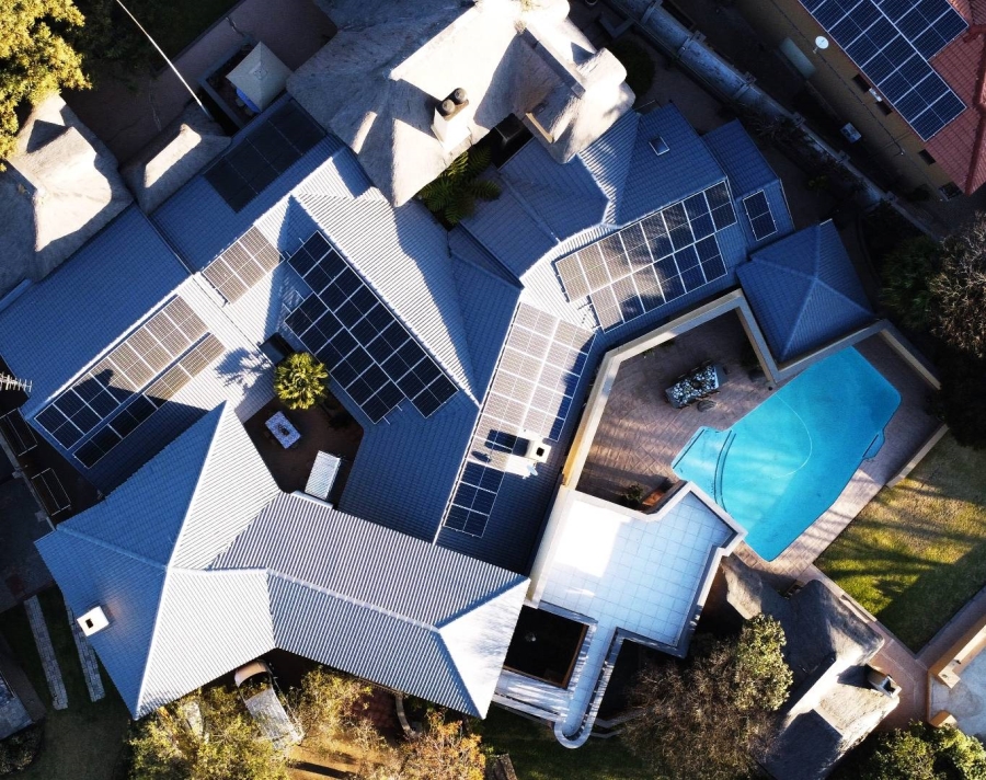 6 Bedroom Property for Sale in Alberante Gauteng