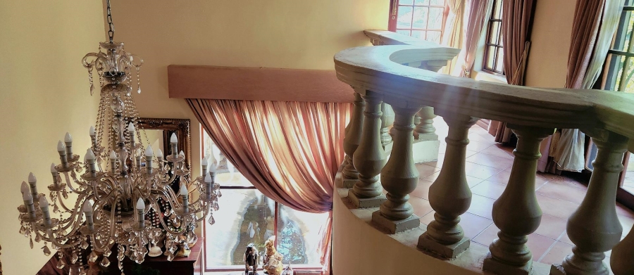 6 Bedroom Property for Sale in Alberante Gauteng