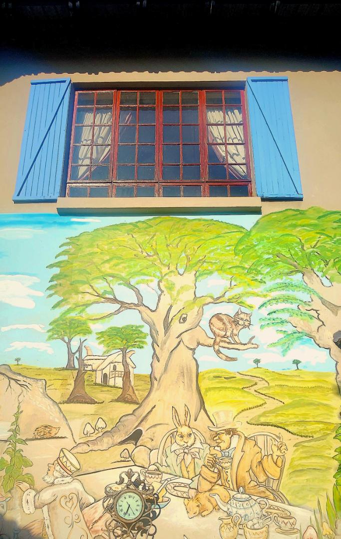 6 Bedroom Property for Sale in Alberante Gauteng