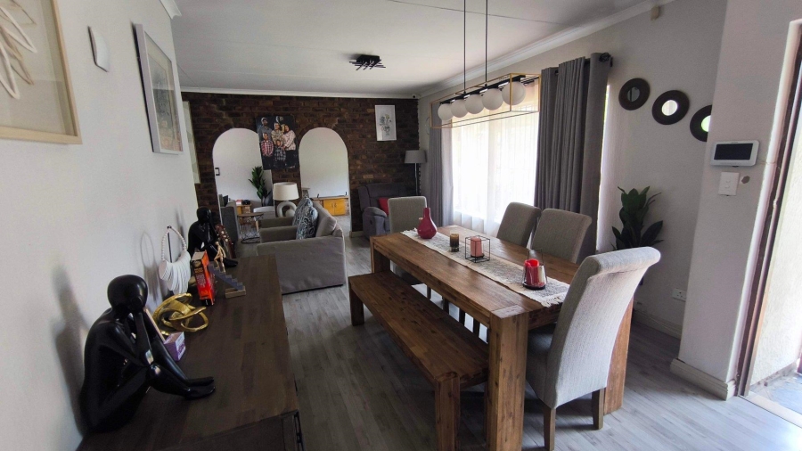 4 Bedroom Property for Sale in Brackenhurst Gauteng