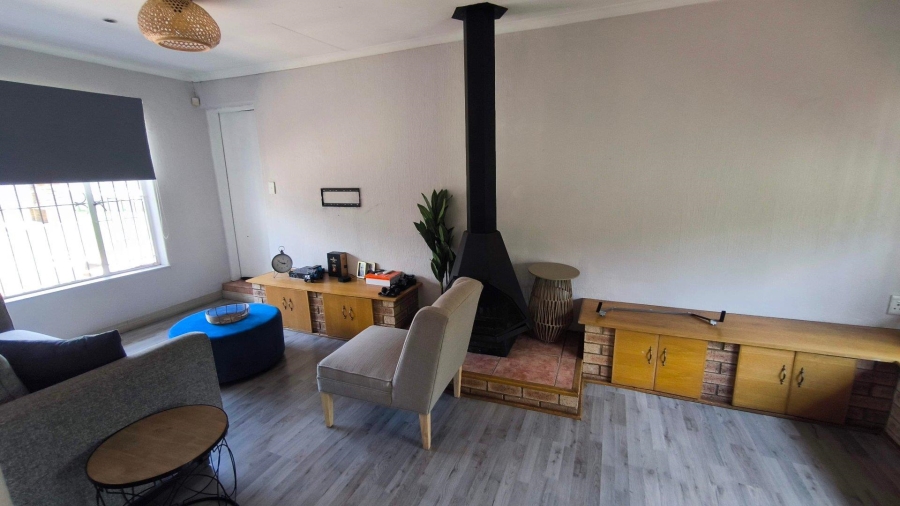 4 Bedroom Property for Sale in Brackenhurst Gauteng