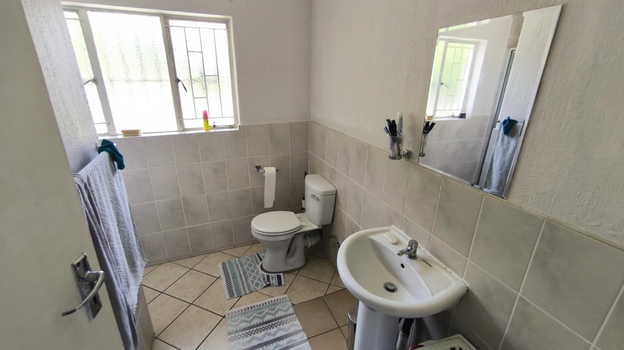 4 Bedroom Property for Sale in Brackenhurst Gauteng