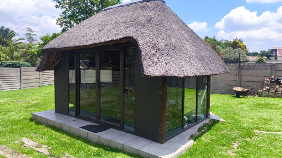 4 Bedroom Property for Sale in Brackenhurst Gauteng