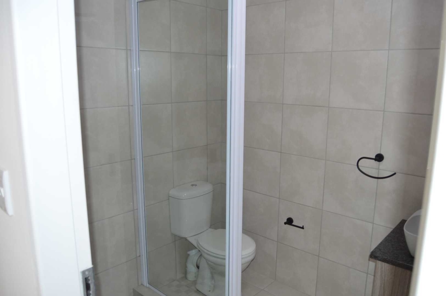 2 Bedroom Property for Sale in Brackendowns Gauteng