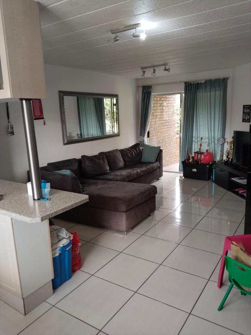2 Bedroom Property for Sale in Liefde en Vrede Gauteng
