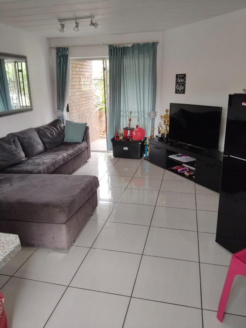 2 Bedroom Property for Sale in Liefde en Vrede Gauteng