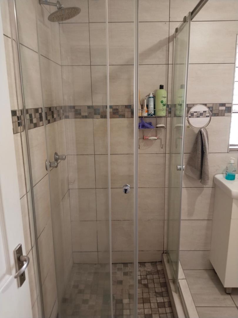 2 Bedroom Property for Sale in Liefde en Vrede Gauteng