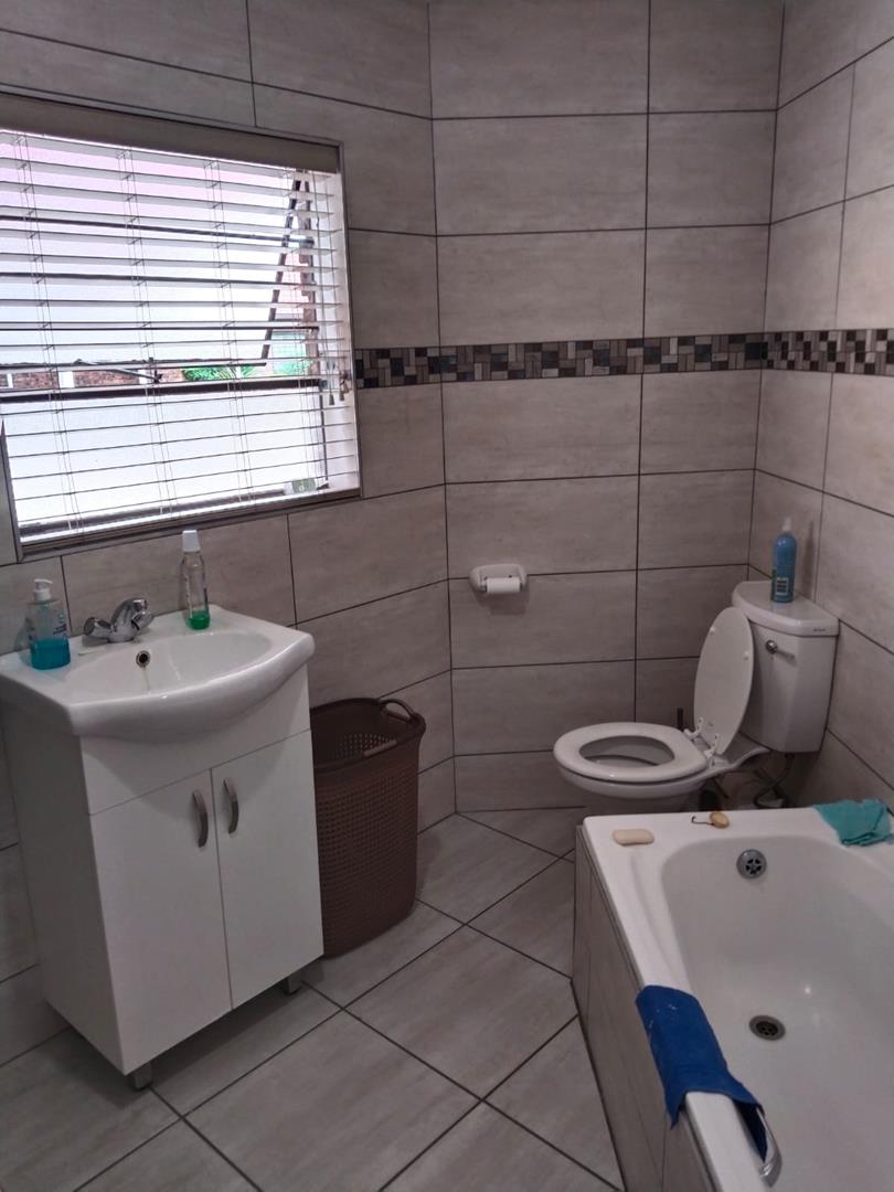 2 Bedroom Property for Sale in Liefde en Vrede Gauteng