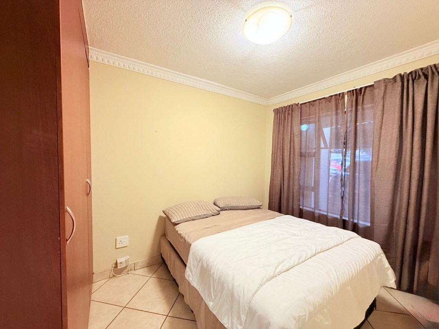 2 Bedroom Property for Sale in Hurlyvale Gauteng