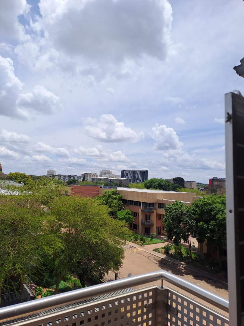 1 Bedroom Property for Sale in Hillcrest Gauteng