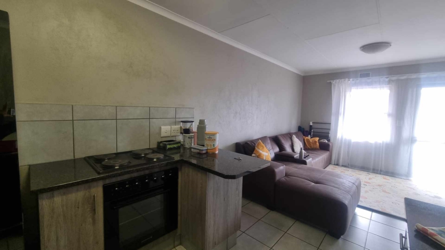 2 Bedroom Property for Sale in Heuweloord Gauteng