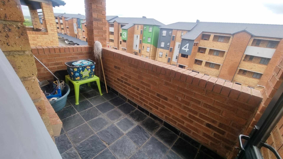 2 Bedroom Property for Sale in Heuweloord Gauteng