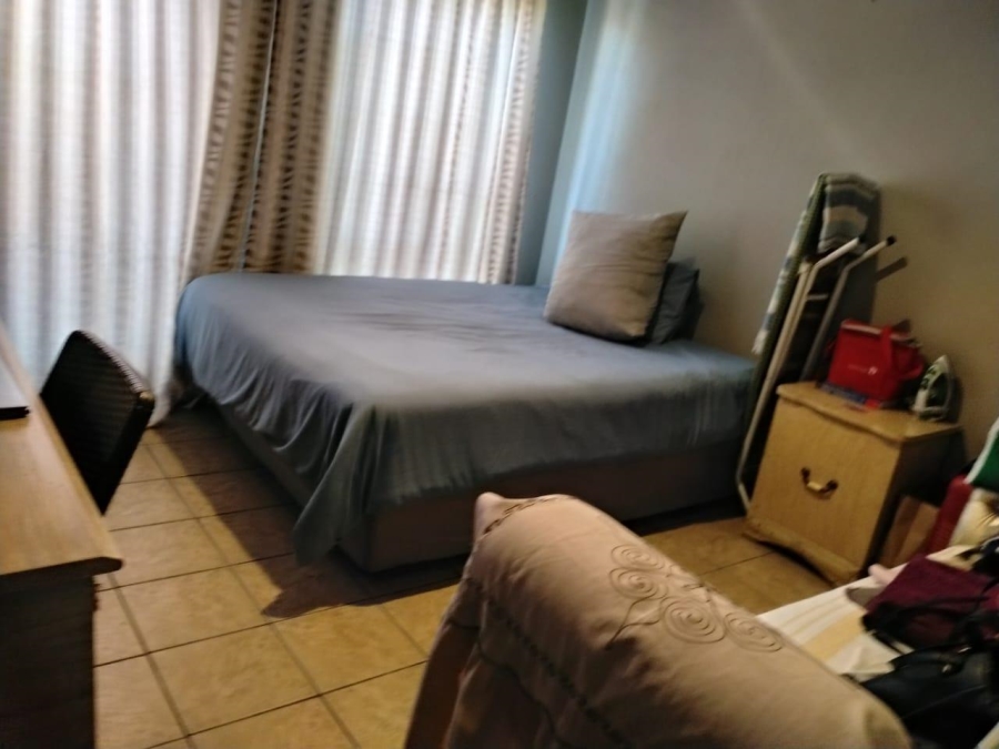 3 Bedroom Property for Sale in Olievenhoutbosch Gauteng