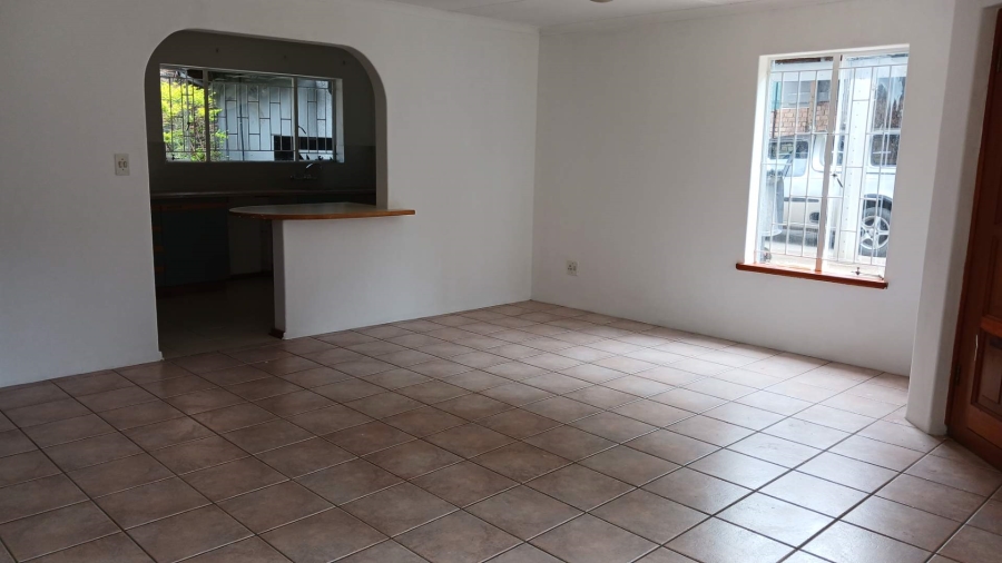 To Let 3 Bedroom Property for Rent in Hurlingham Manor Gauteng