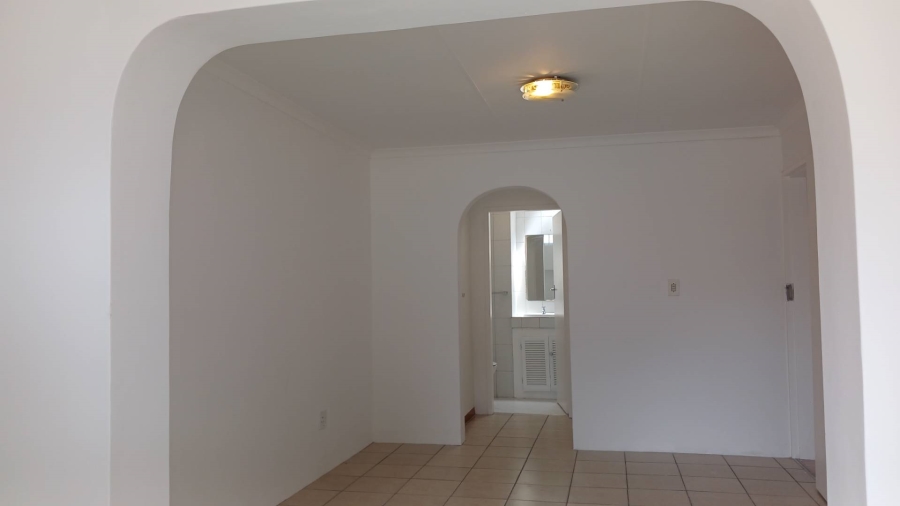 To Let 3 Bedroom Property for Rent in Hurlingham Manor Gauteng