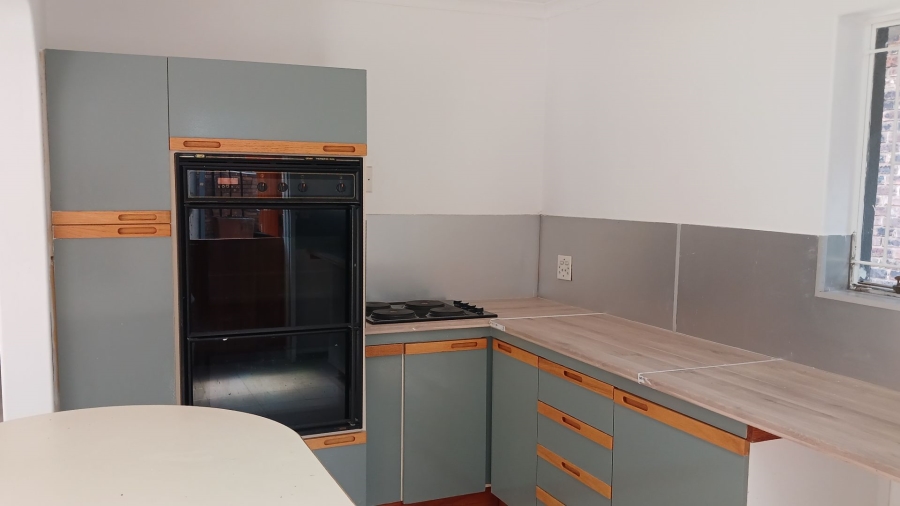 To Let 3 Bedroom Property for Rent in Hurlingham Manor Gauteng