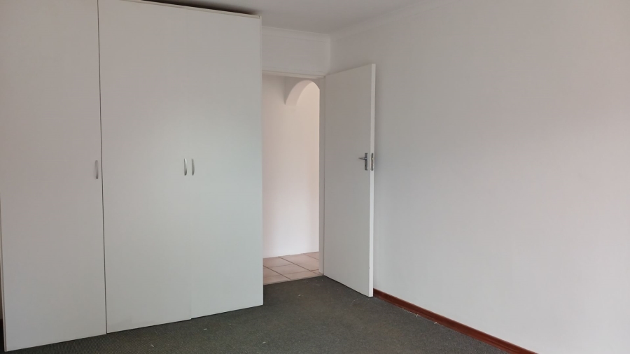To Let 3 Bedroom Property for Rent in Hurlingham Manor Gauteng