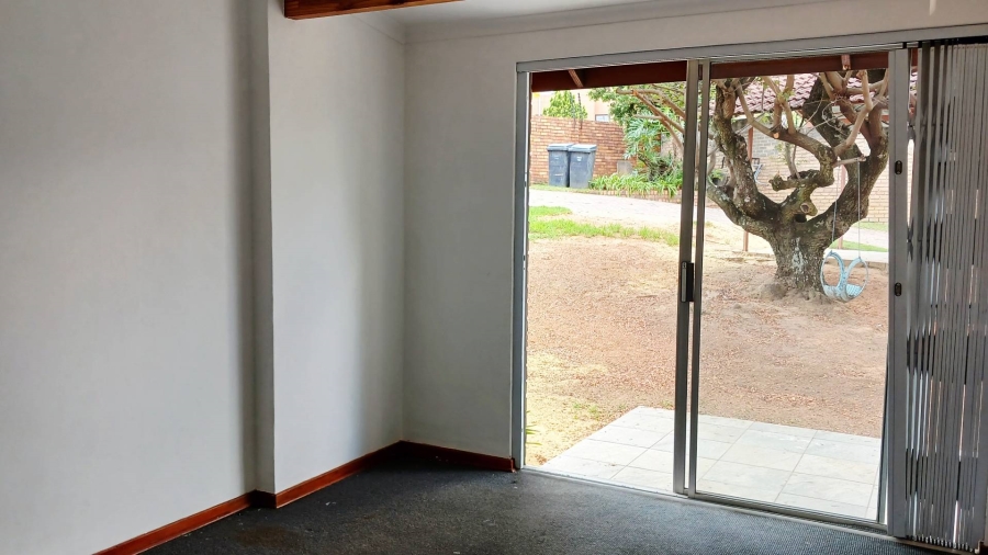 To Let 3 Bedroom Property for Rent in Hurlingham Manor Gauteng