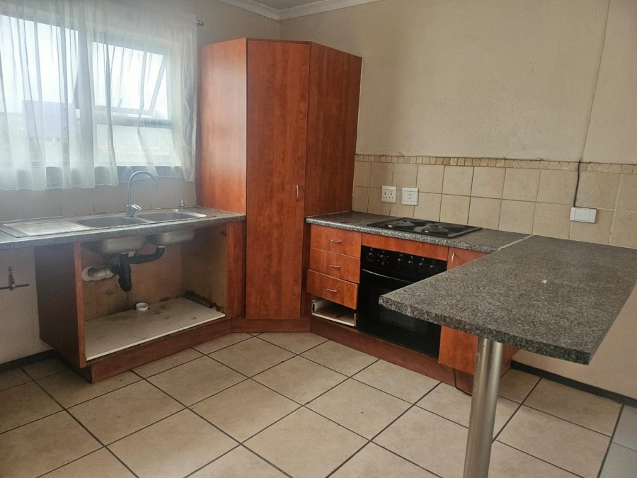 2 Bedroom Property for Sale in Kleinfontein Gauteng