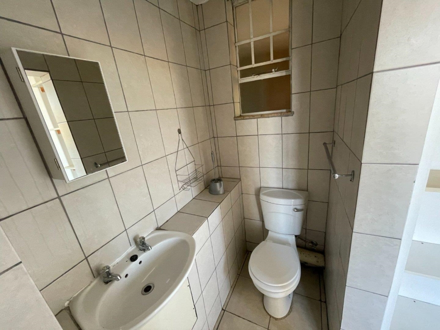 1 Bedroom Property for Sale in Hatfield Gauteng