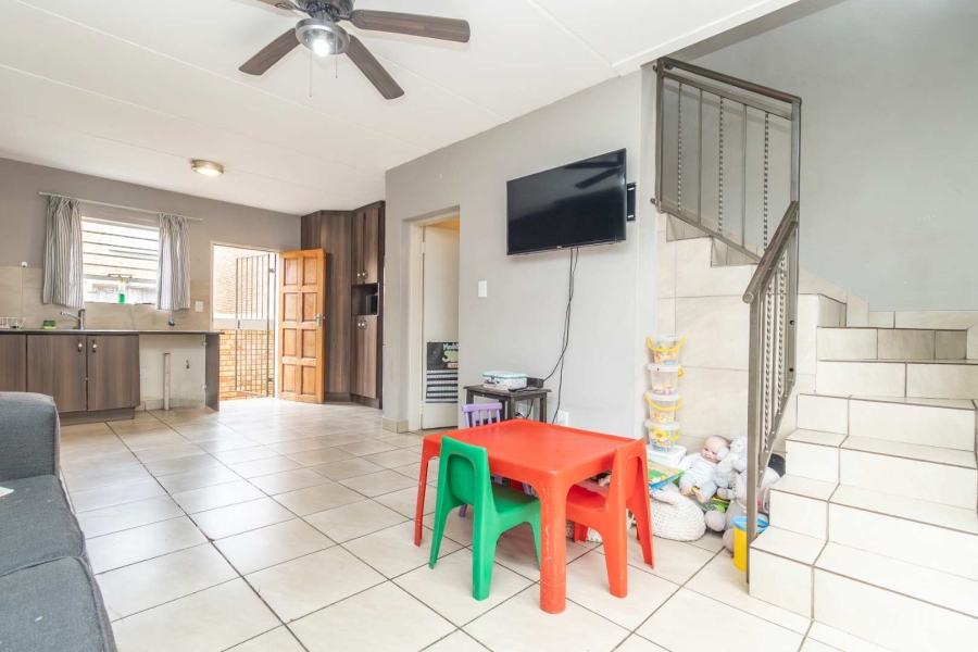 3 Bedroom Property for Sale in Wilgeheuwel Gauteng