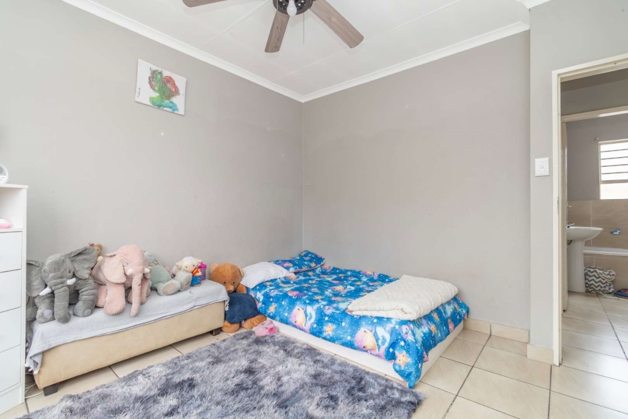 3 Bedroom Property for Sale in Wilgeheuwel Gauteng