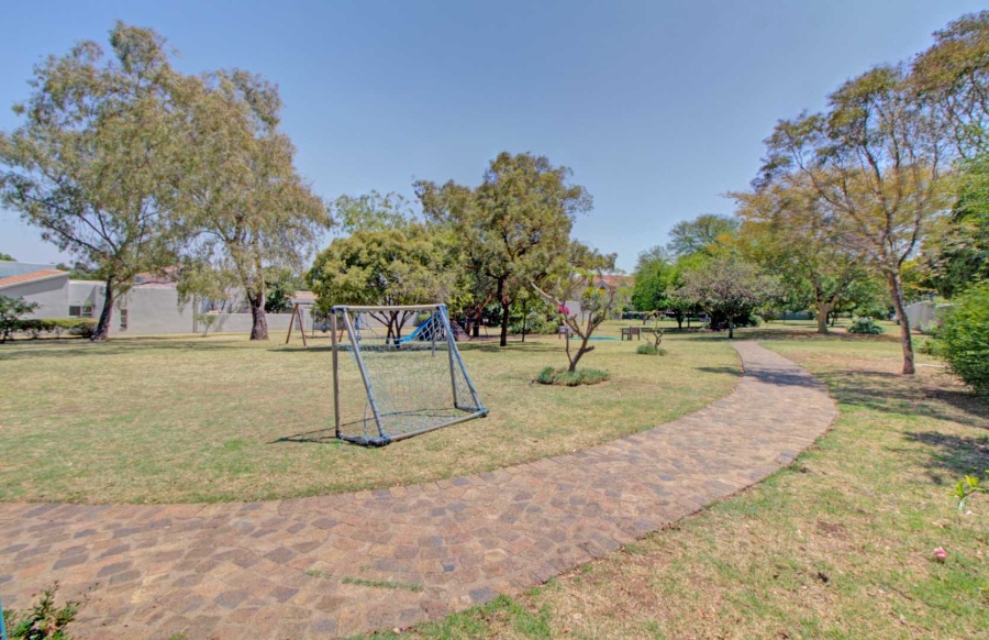 3 Bedroom Property for Sale in Bryanston Gauteng