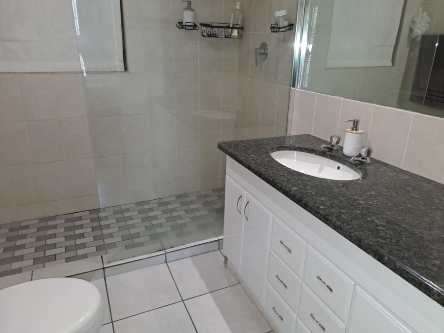 To Let 1 Bedroom Property for Rent in Morningside Gauteng