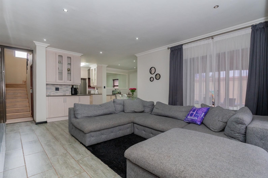 3 Bedroom Property for Sale in Van Riebeeck Park Gauteng