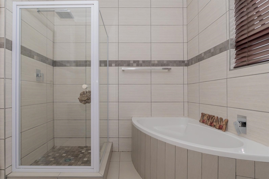 3 Bedroom Property for Sale in Van Riebeeck Park Gauteng