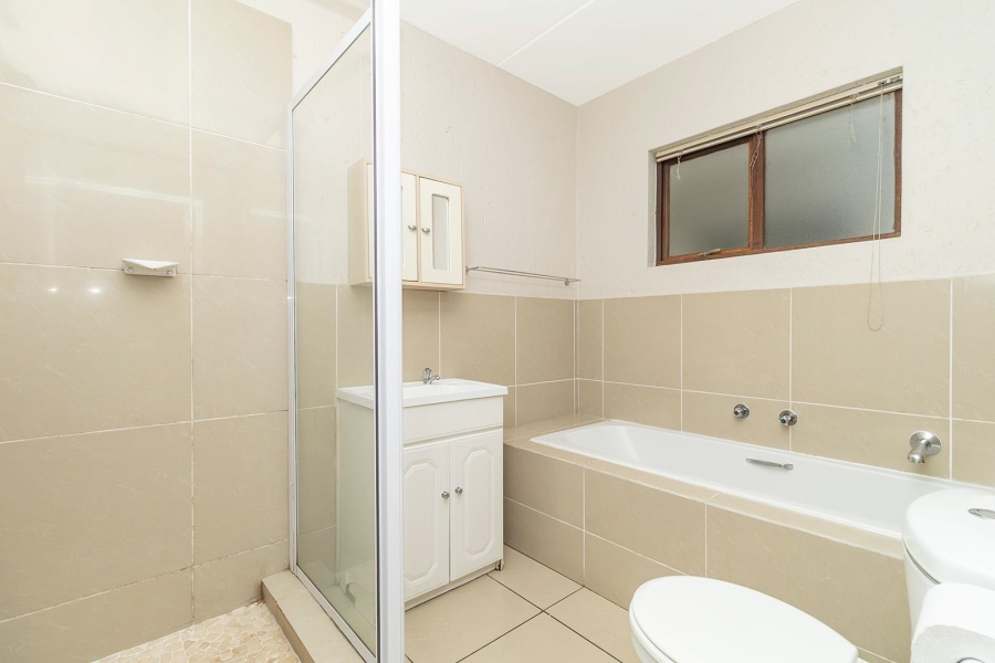 2 Bedroom Property for Sale in Paulshof Gauteng