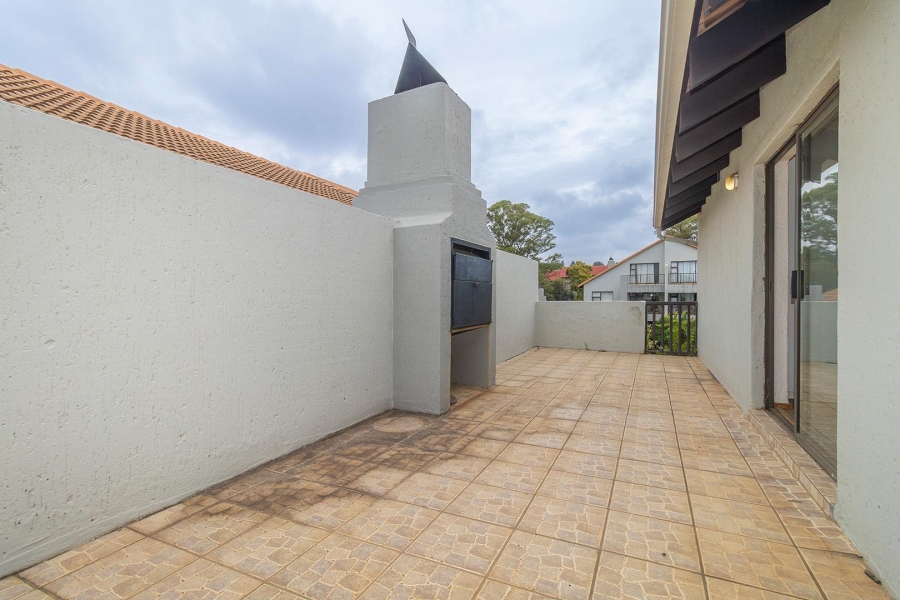 2 Bedroom Property for Sale in Paulshof Gauteng