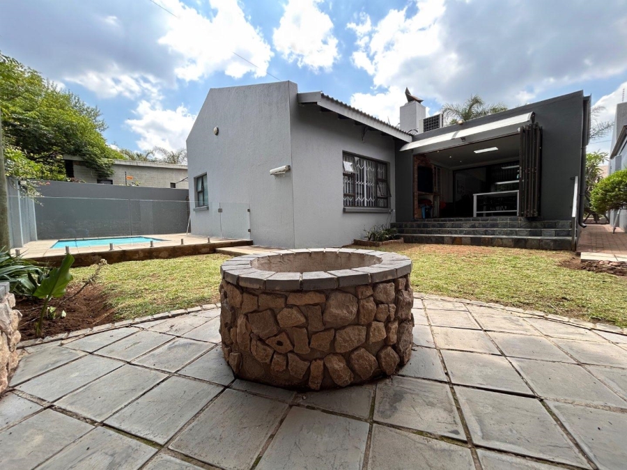 3 Bedroom Property for Sale in New Redruth Gauteng