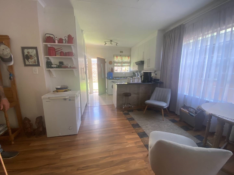 2 Bedroom Property for Sale in Verwoerdpark Gauteng