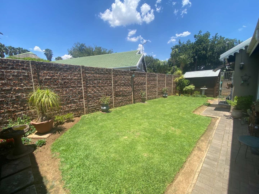 2 Bedroom Property for Sale in Verwoerdpark Gauteng